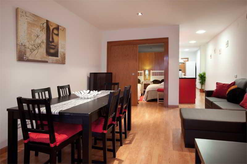 Apbcn Sagrada Familia Font Appartement Barcelona Buitenkant foto