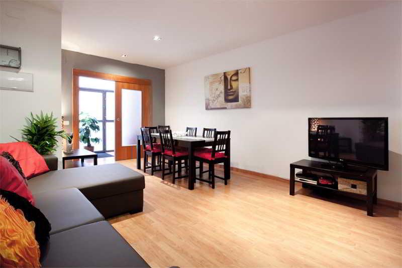 Apbcn Sagrada Familia Font Appartement Barcelona Buitenkant foto